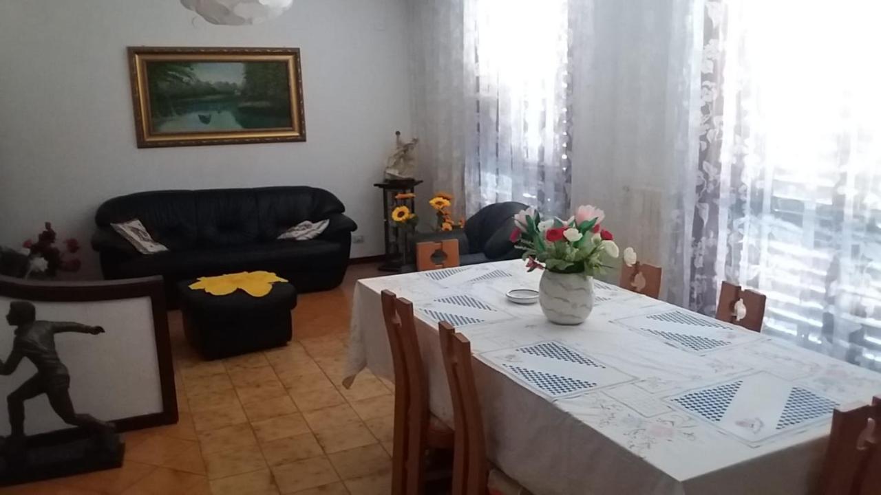 Arcobaleno Bed & Breakfast Campagna Bagian luar foto
